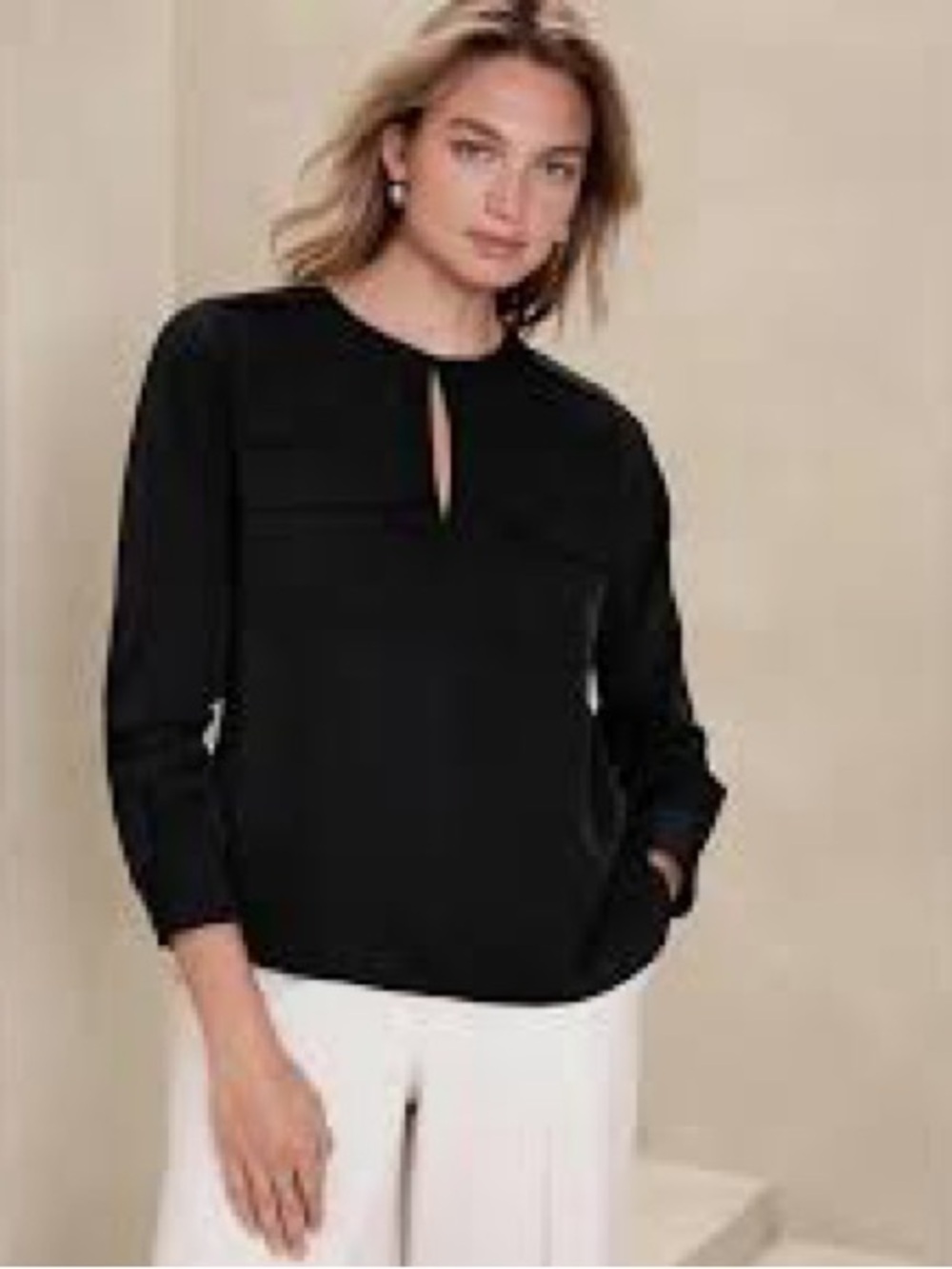 Banana Republic Keyhole Long-Sleeve Women's Blouse